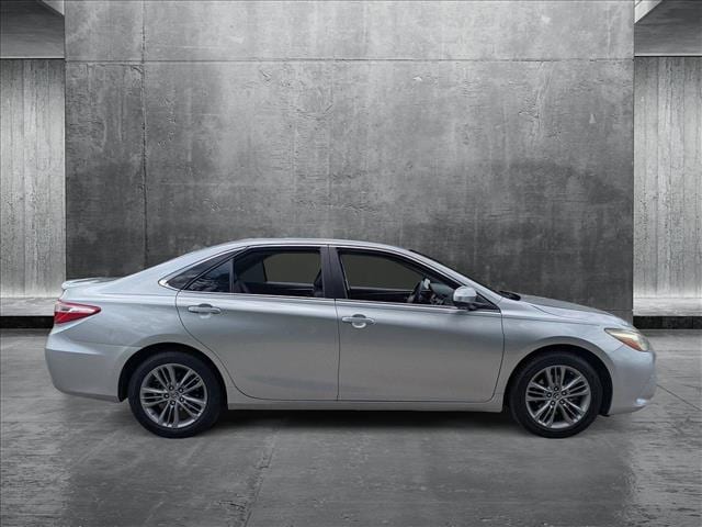 Used 2015 Toyota Camry SE with VIN 4T1BF1FK2FU481811 for sale in Sarasota, FL