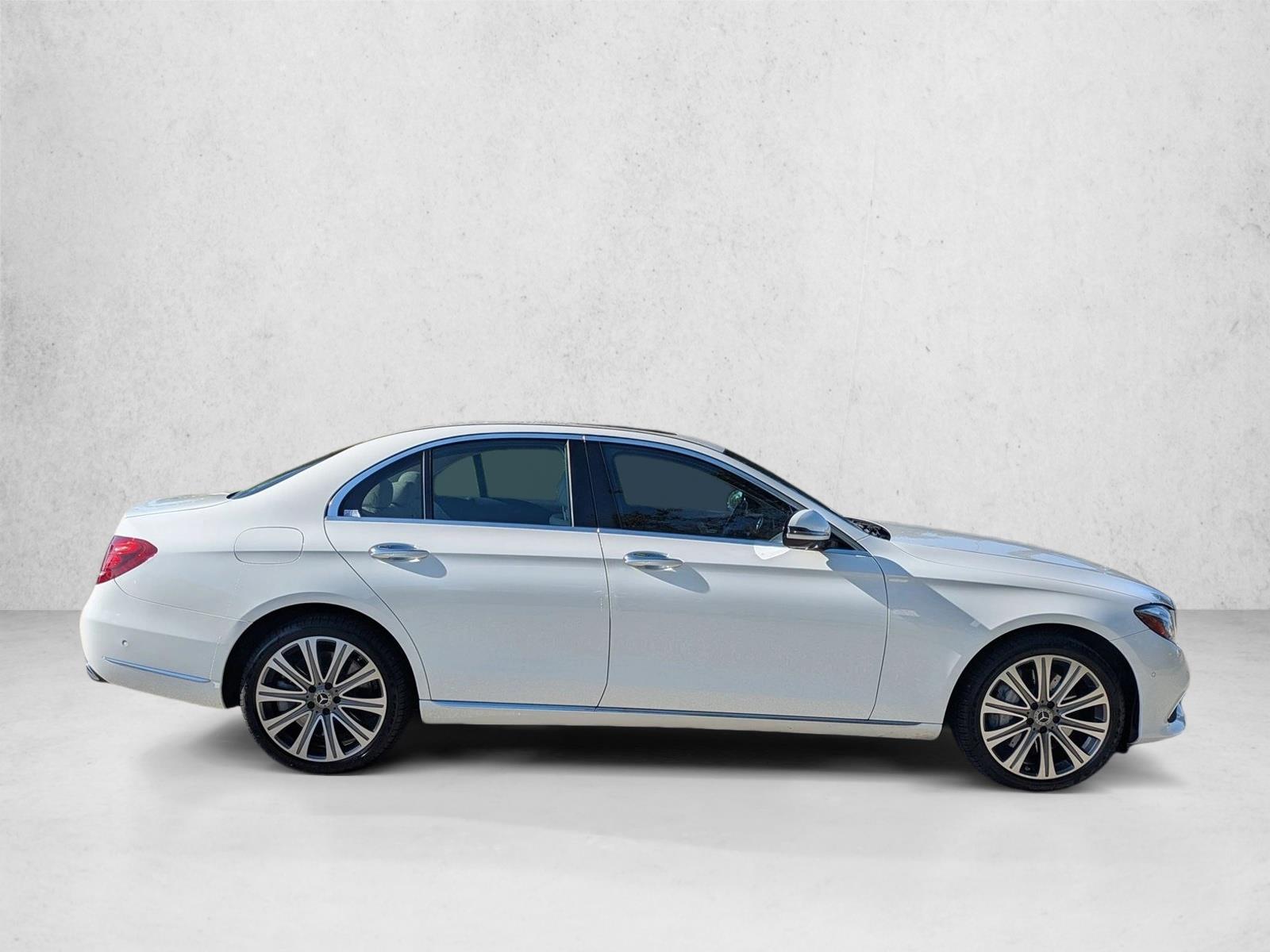 2020 Mercedes Benz E 450 4MATIC Sedan photo 4