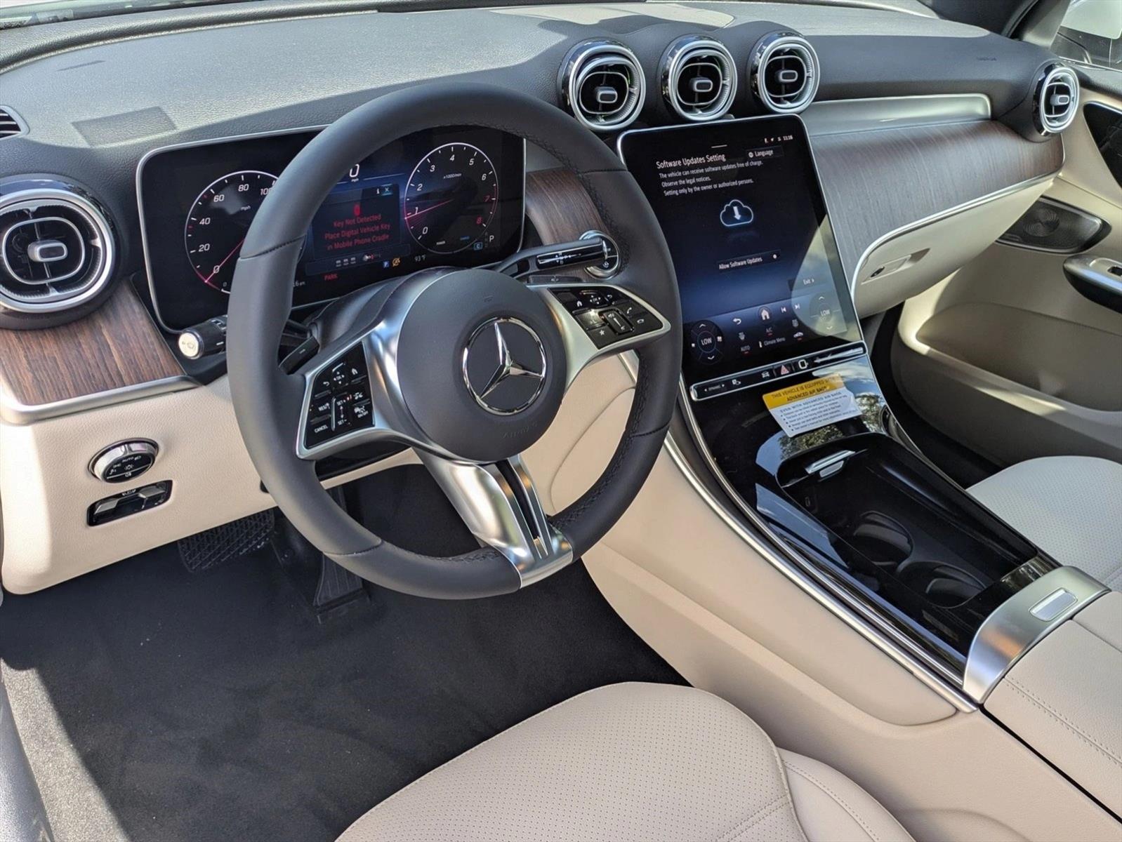 2026 Mercedes Benz GLC 300 photo 3