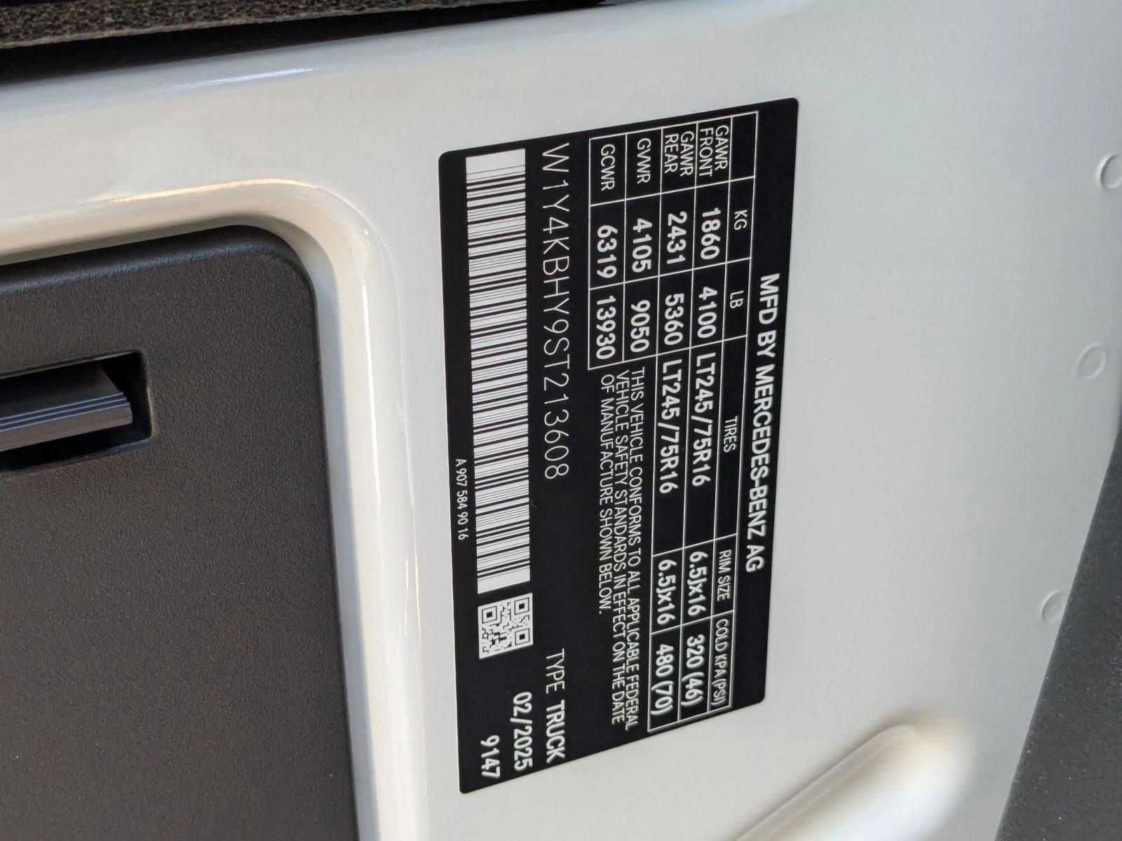 2025 Mercedes-Benz Sprinter Cargo Van Base - Photo 17