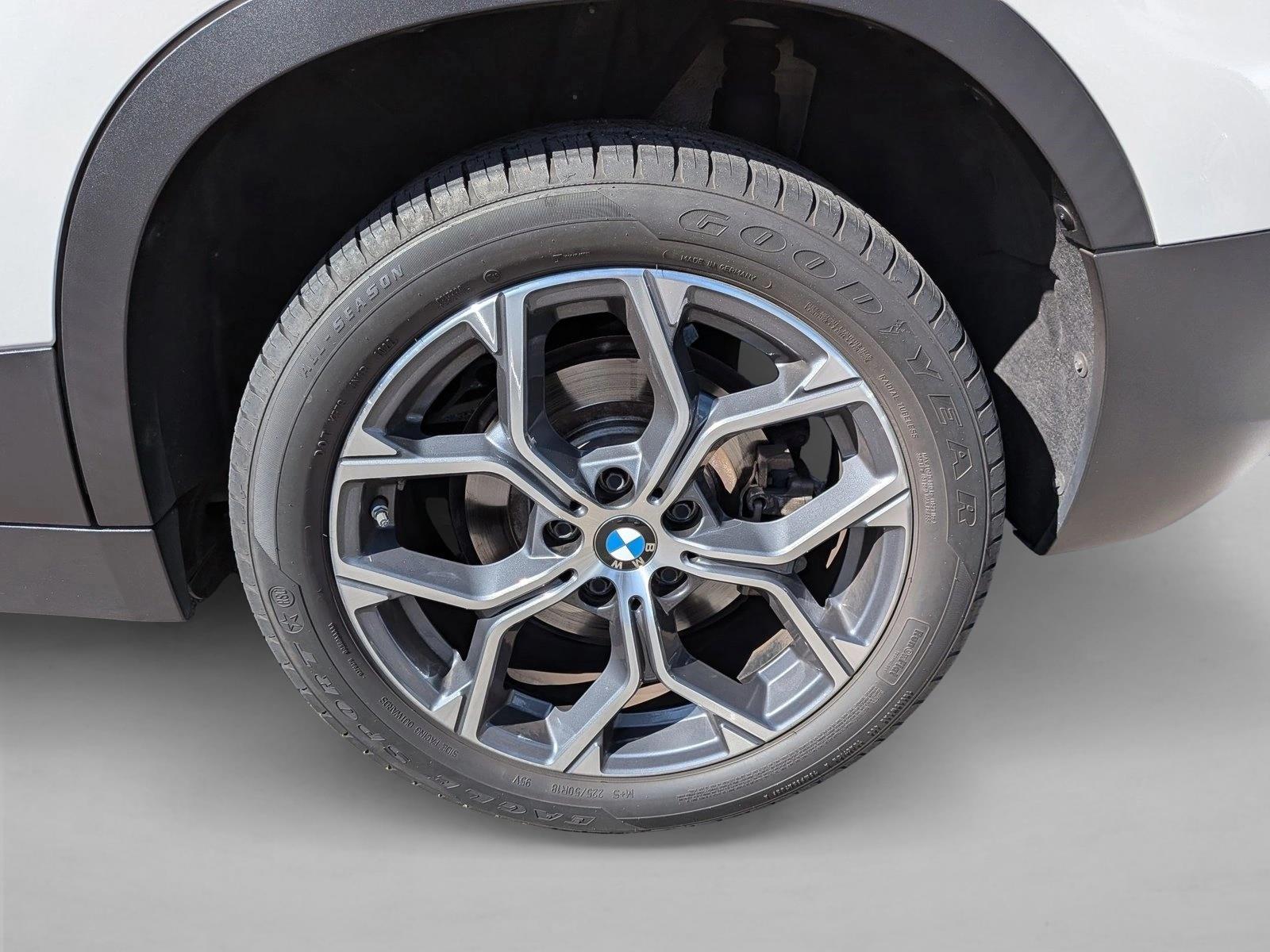 2023 Bmw X2 sDrive28i photo 3