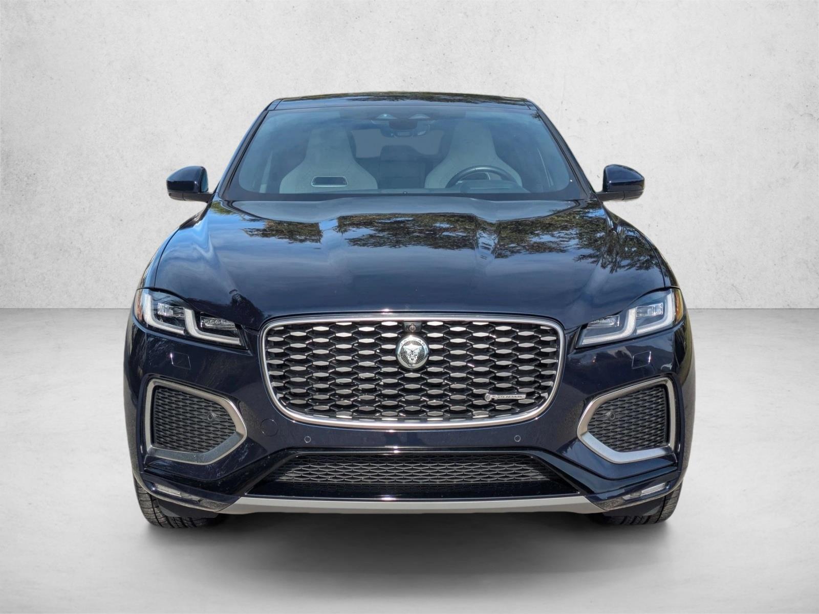 2025 Jaguar F-PACE P250 R-Dynamic S photo 2