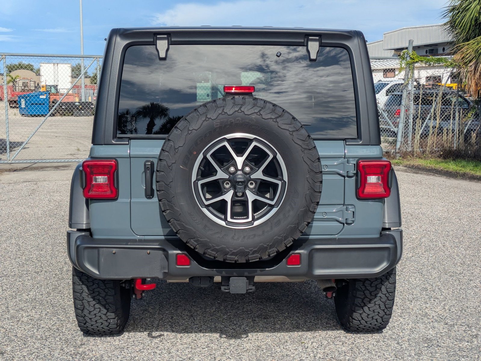 2024 Jeep Wrangler Rubicon photo 4