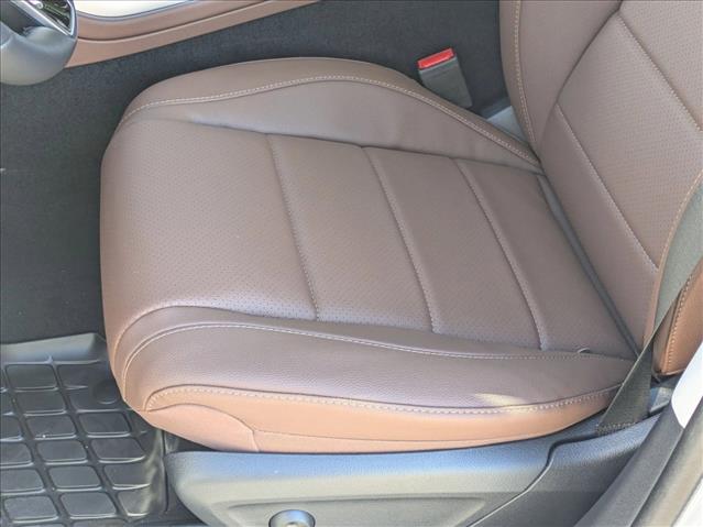 2025 Mercedes Benz GLE 350 4MATIC photo 4