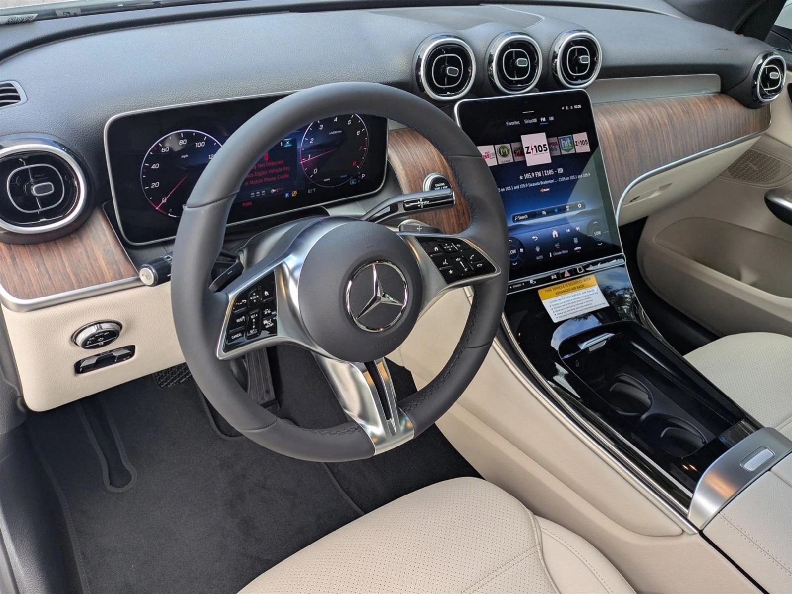 2026 Mercedes Benz GLC 300 4MATIC photo 3