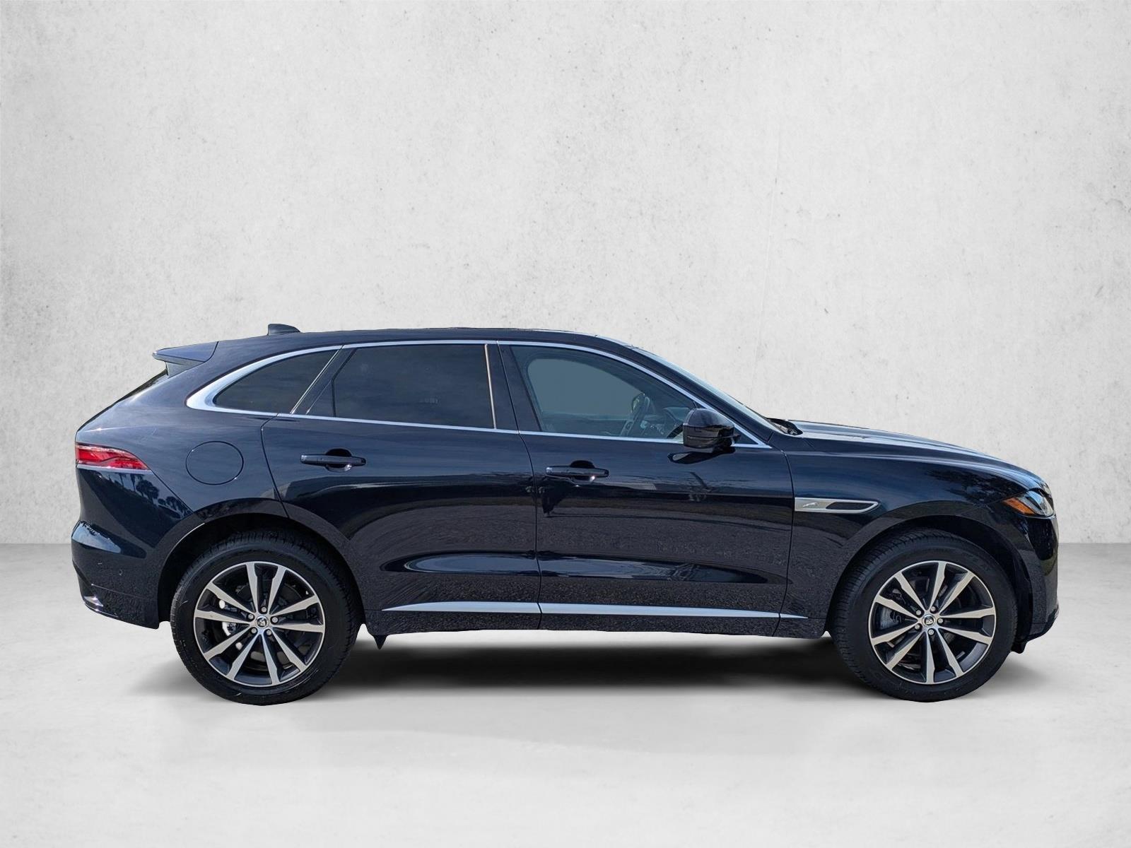 2025 Jaguar F-PACE P250 R-Dynamic S photo 4