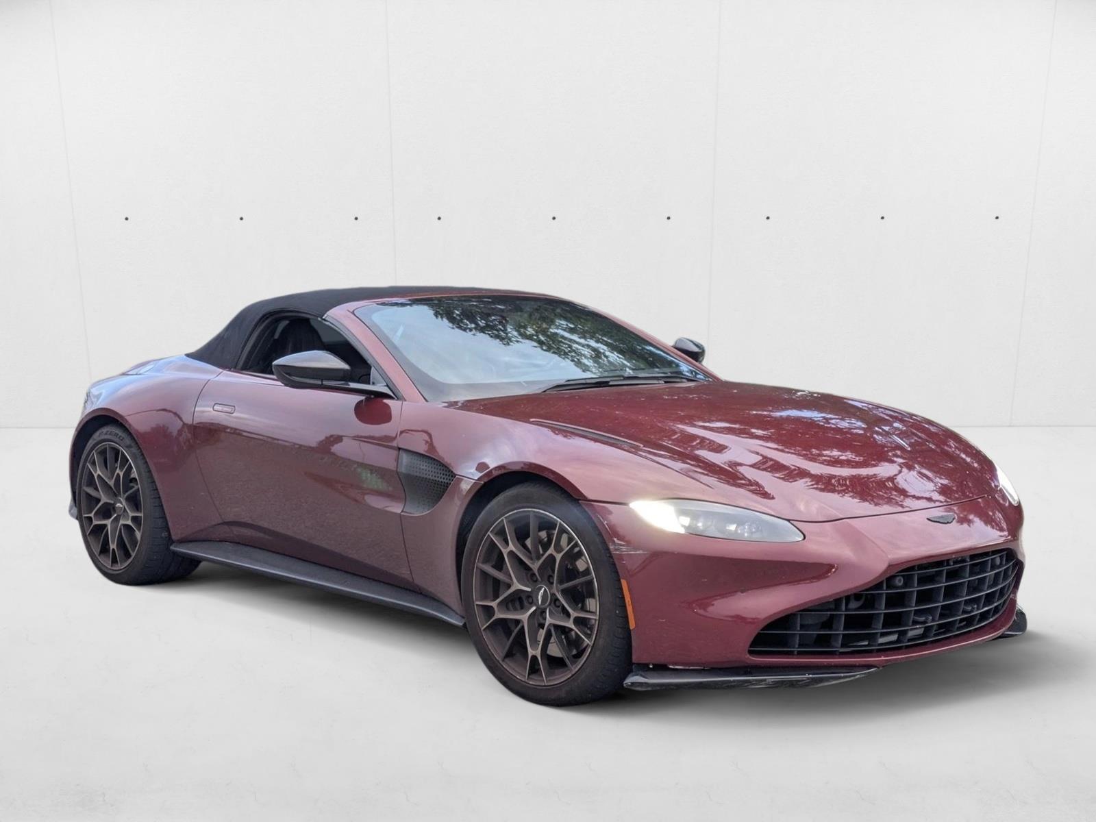 2021 Aston Martin Vantage Roadster photo 3