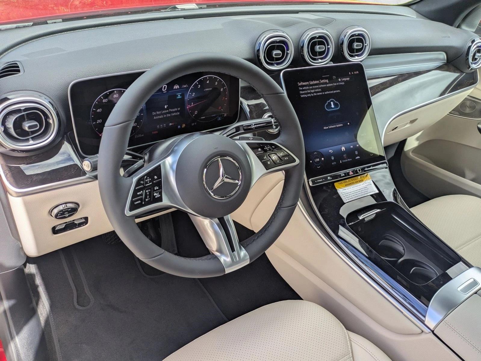 2026 Mercedes Benz GLC 300 4MATIC photo 3