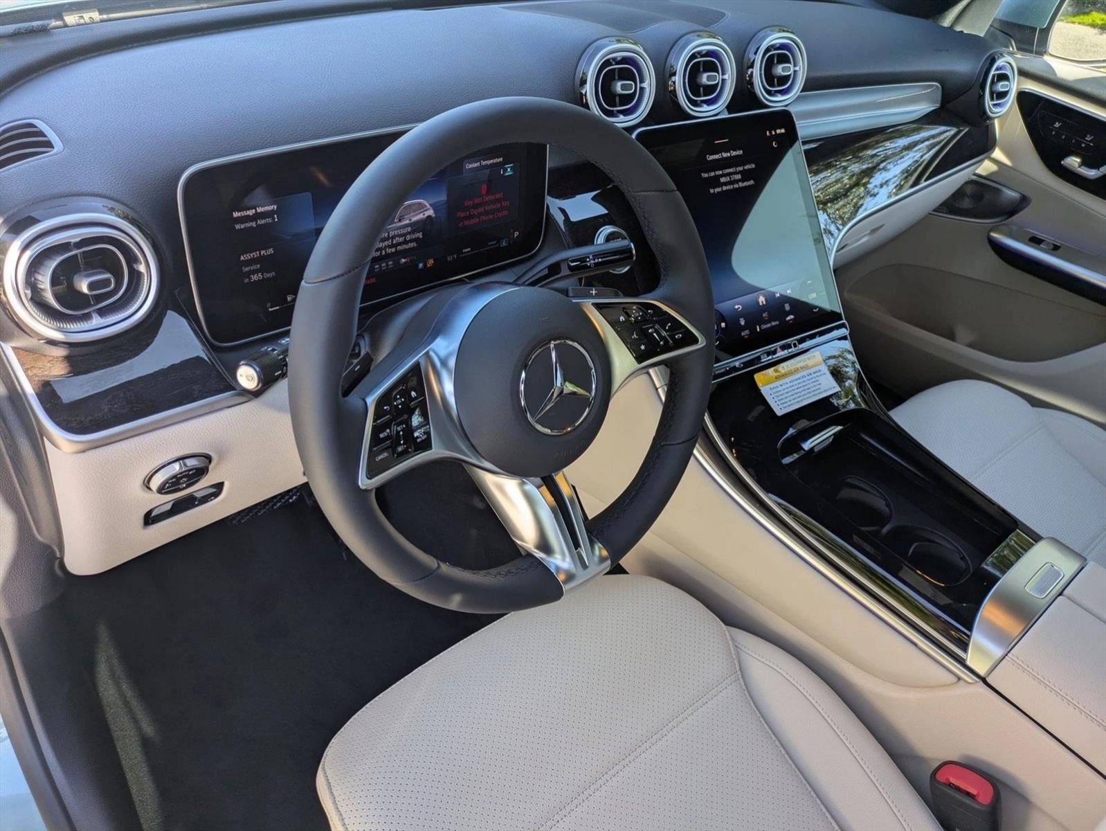 2026 Mercedes Benz GLC 300 photo 3