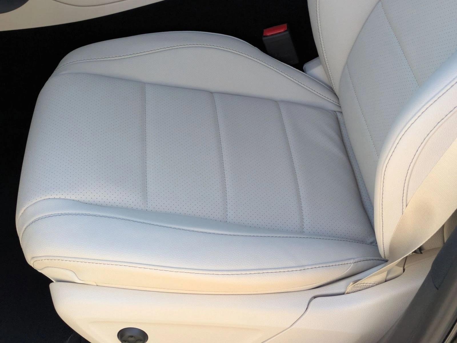 2026 Mercedes Benz GLE 350 photo 4