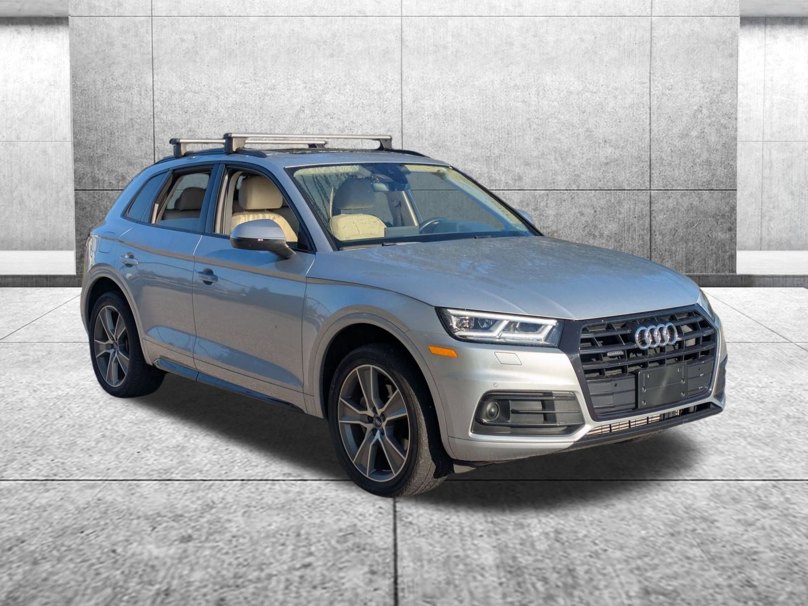 2020 Audi Q5 Premium Plus 45 TFSI photo 3