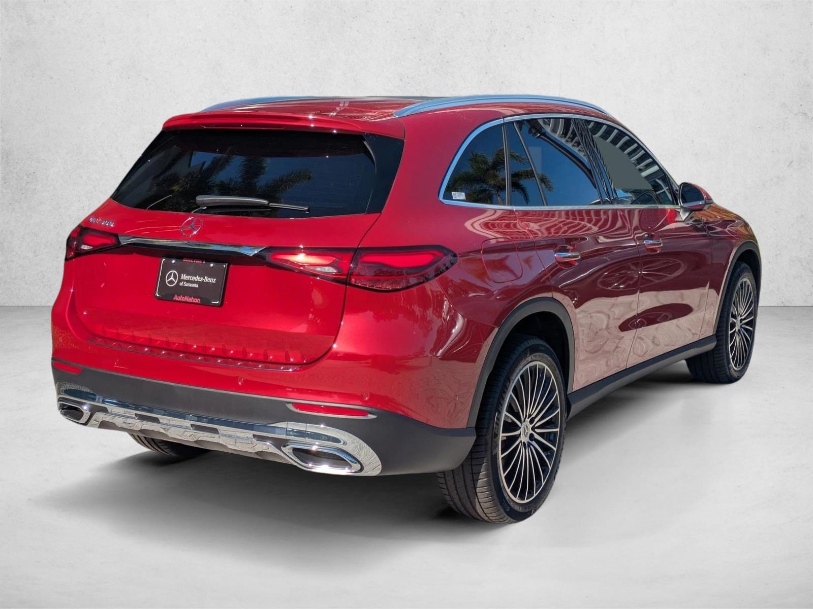 2026 Mercedes Benz GLC 300 photo 2