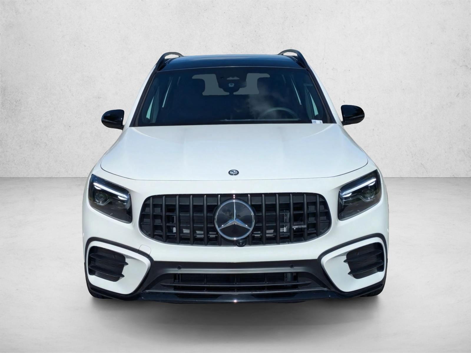 2026 Mercedes-Benz GLB AMG GLB 35 - Photo 6