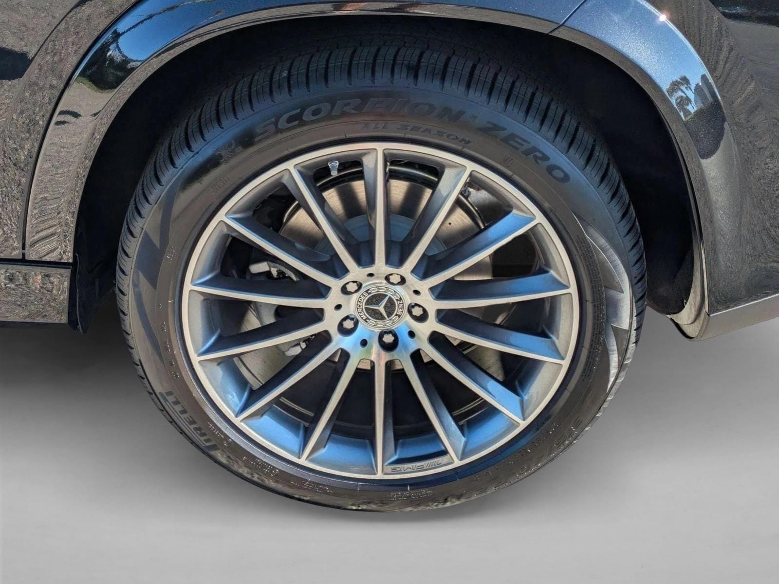 2026 Mercedes-Benz GLE GLE450 - Photo 10