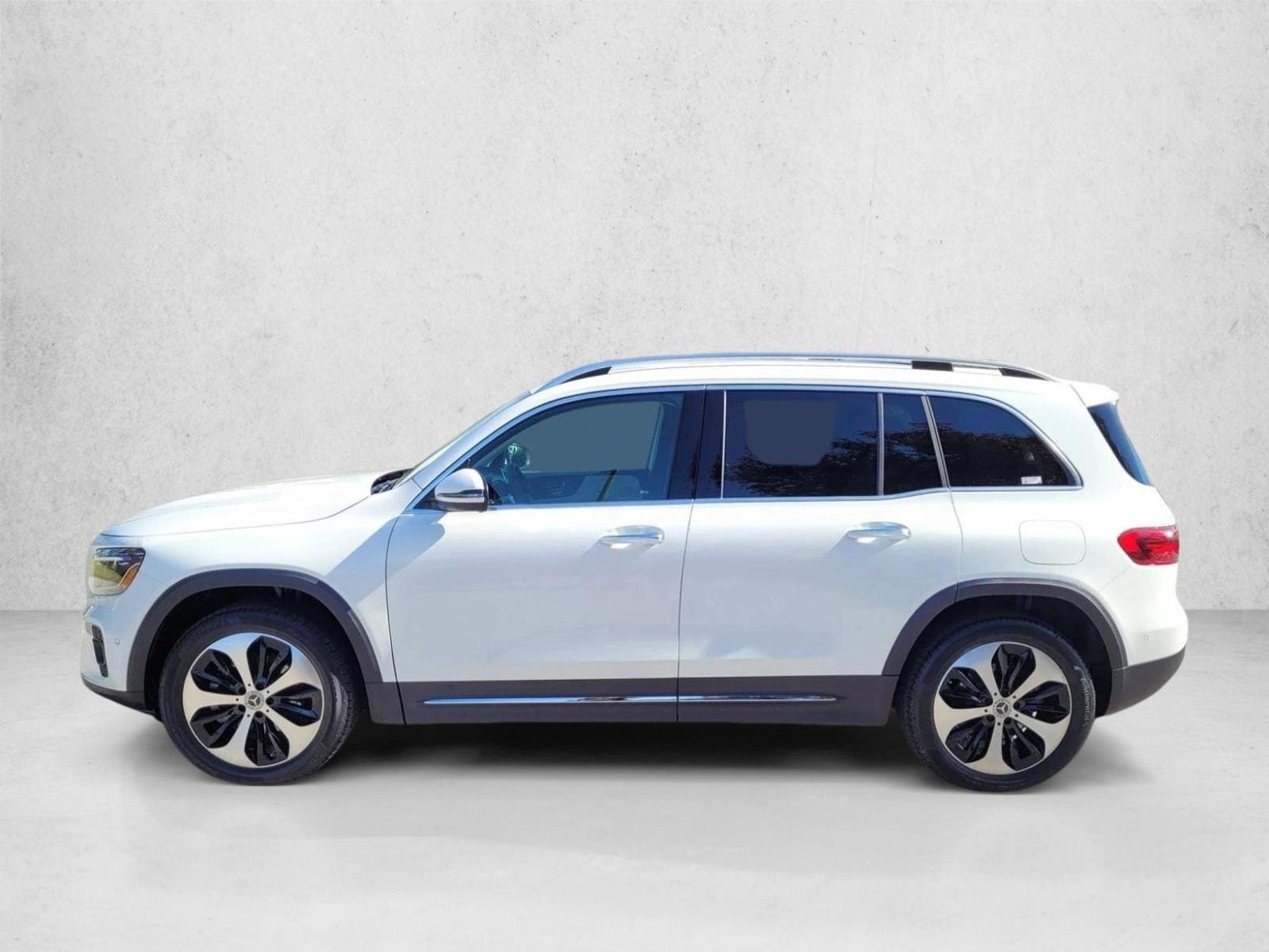 2026 Mercedes-Benz GLB GLB 250 - Photo 11