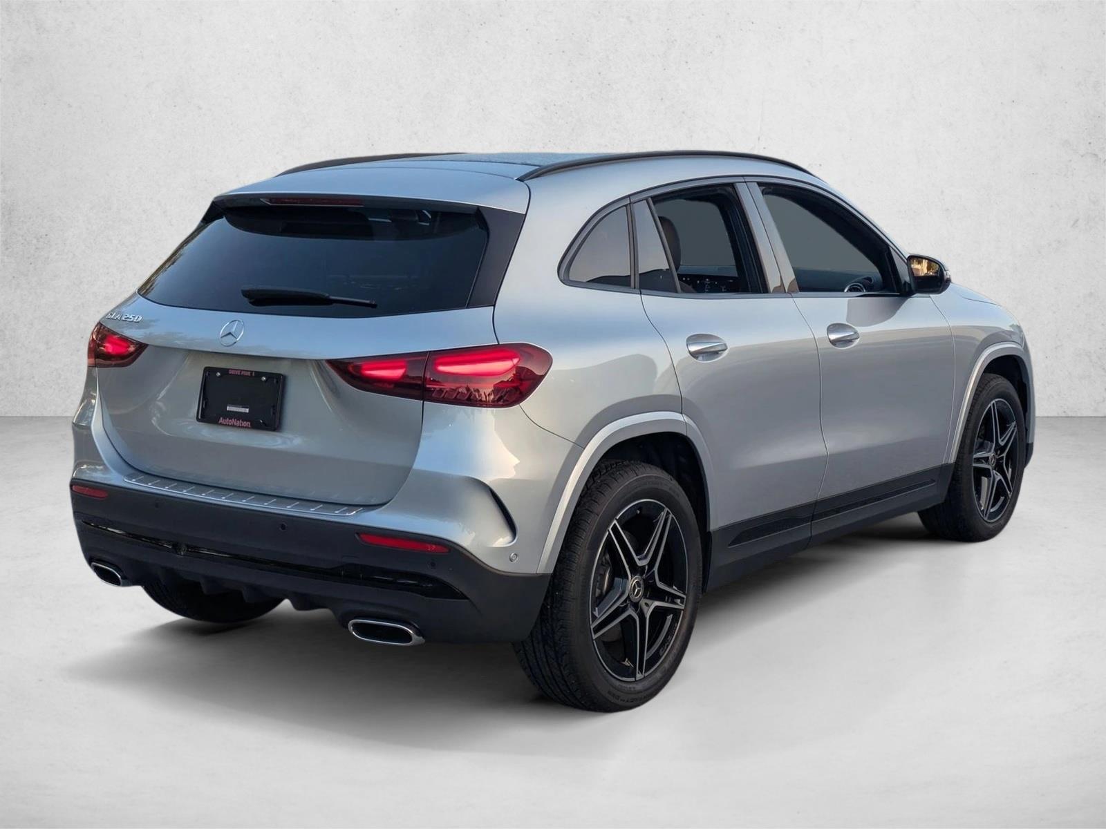 2025 Mercedes Benz GLA 250 photo 3
