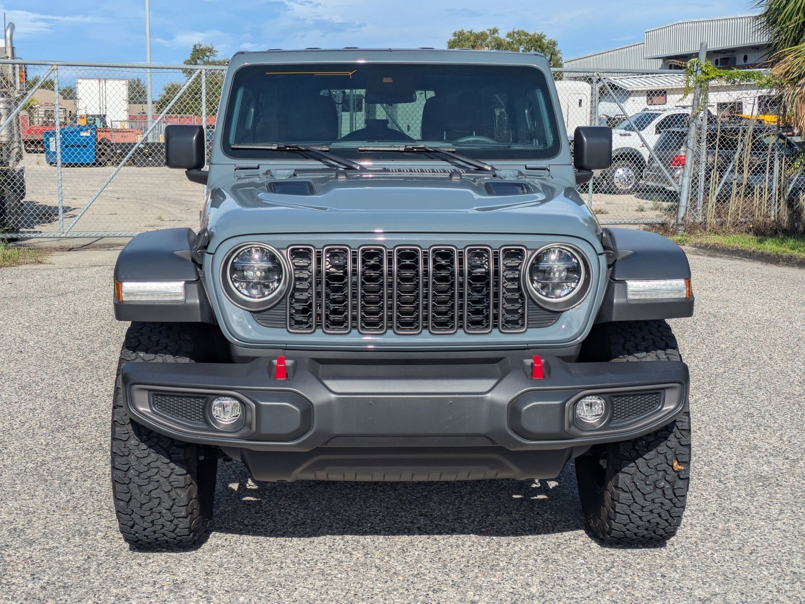 2024 Jeep Wrangler Rubicon photo 2