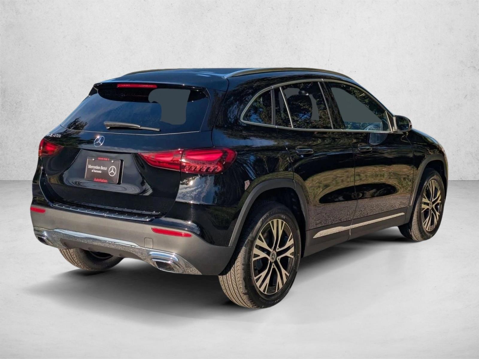 2026 Mercedes Benz GLA 250 photo 2