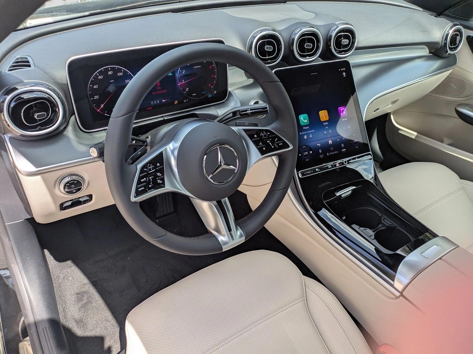 2025 Mercedes Benz C 300 4MATIC Sedan photo 3
