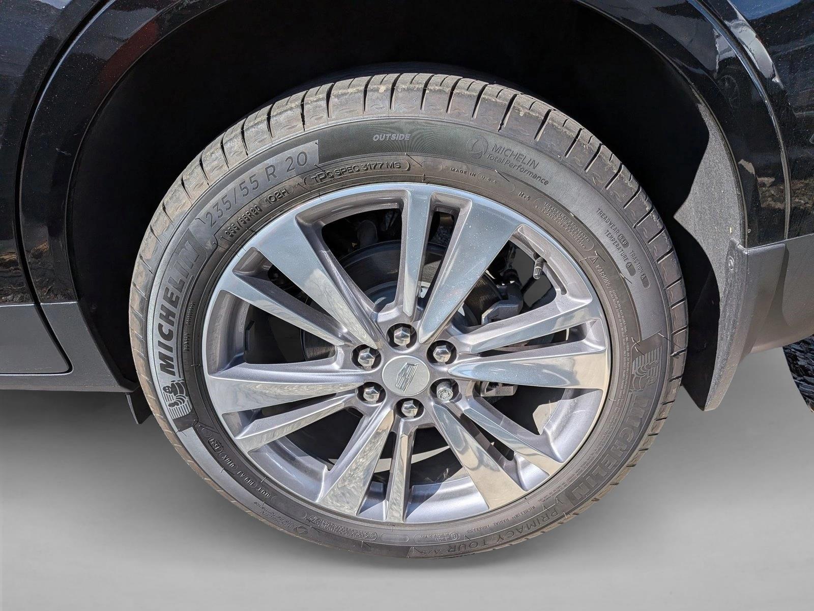 2024 Cadillac XT5 Premium Luxury photo 3