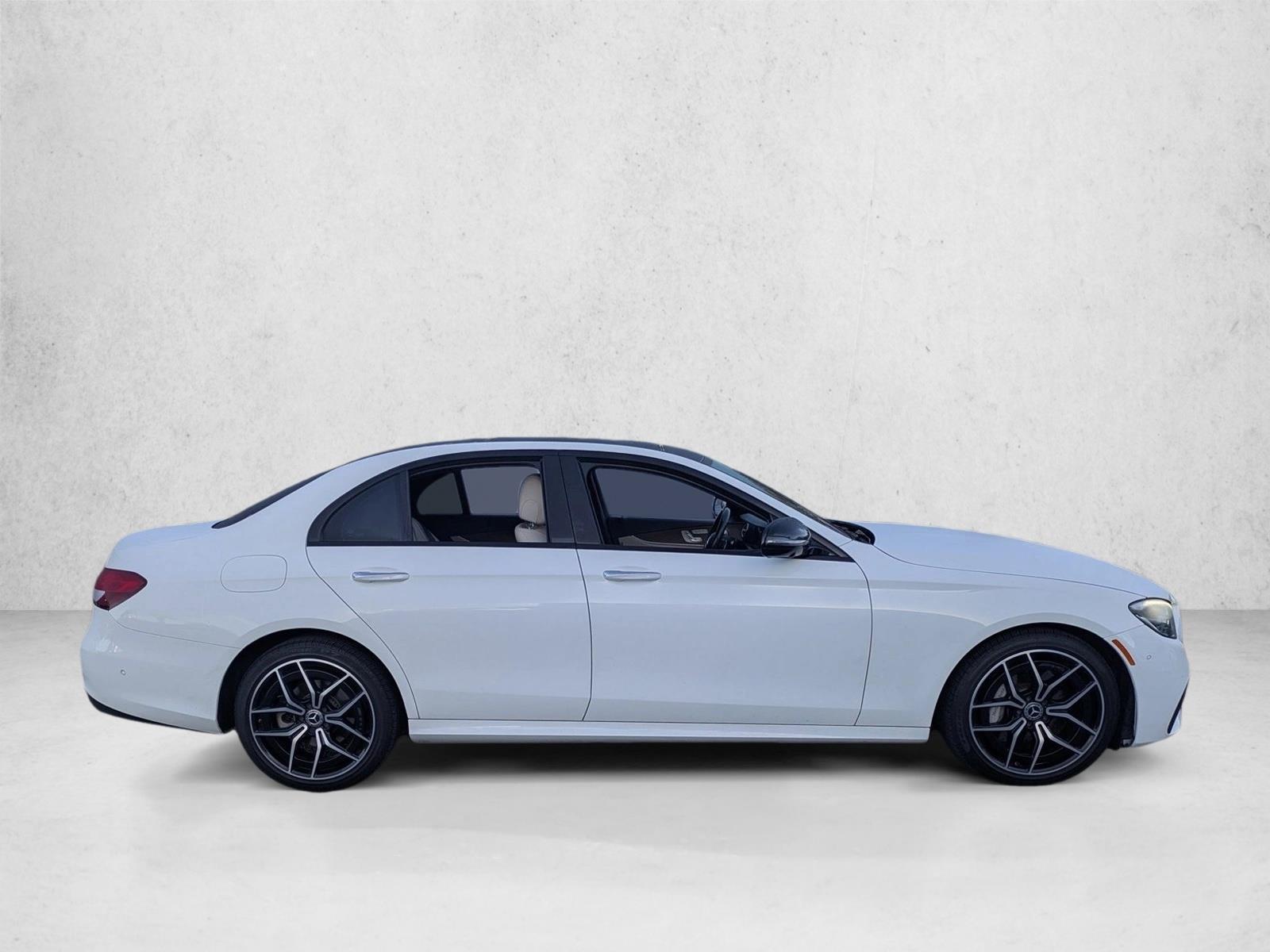 2022 Mercedes Benz E 350 Sedan photo 4