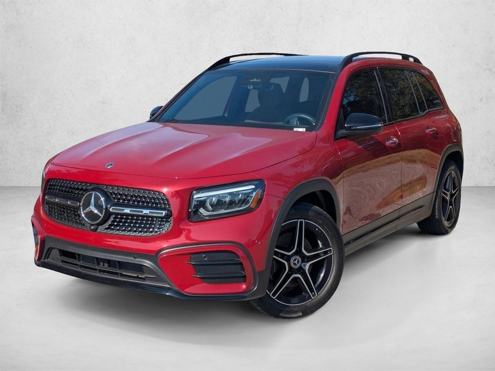 2024 Mercedes-Benz GLB Base's photo