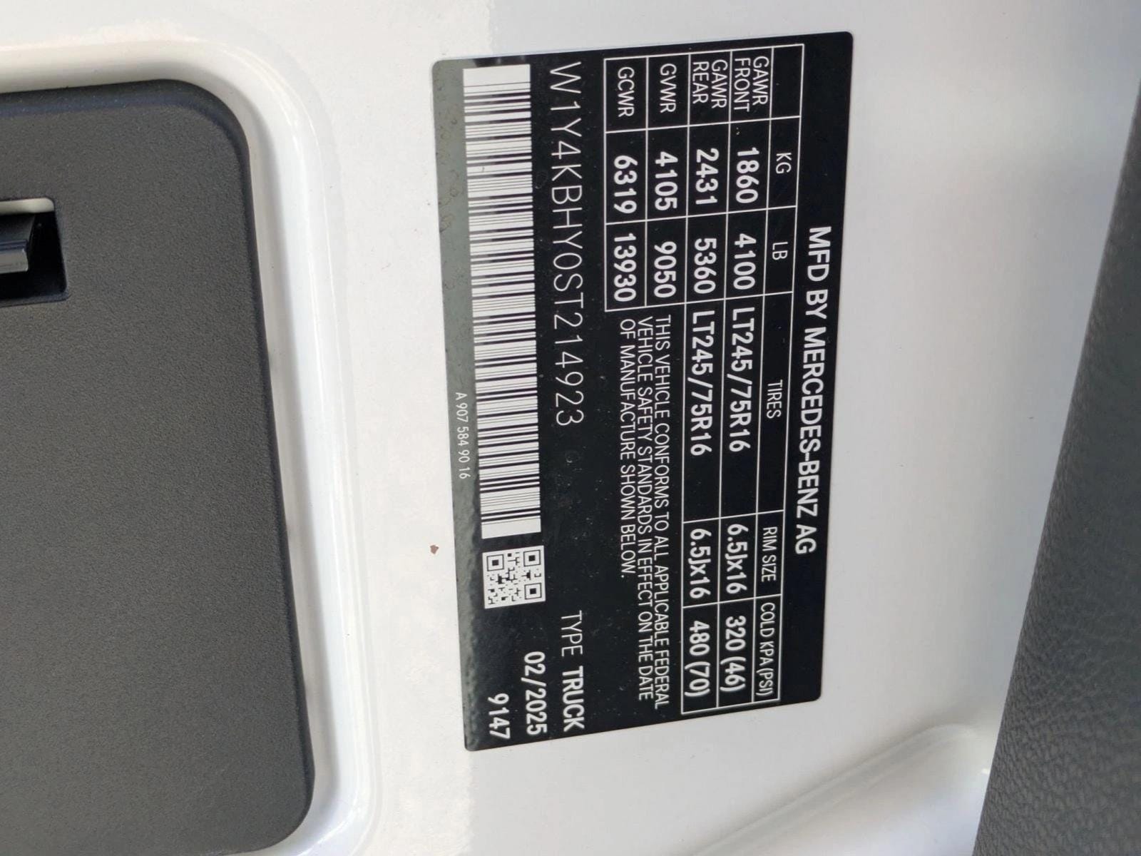 2025 Mercedes-Benz Sprinter Cargo Van Base - Photo 22