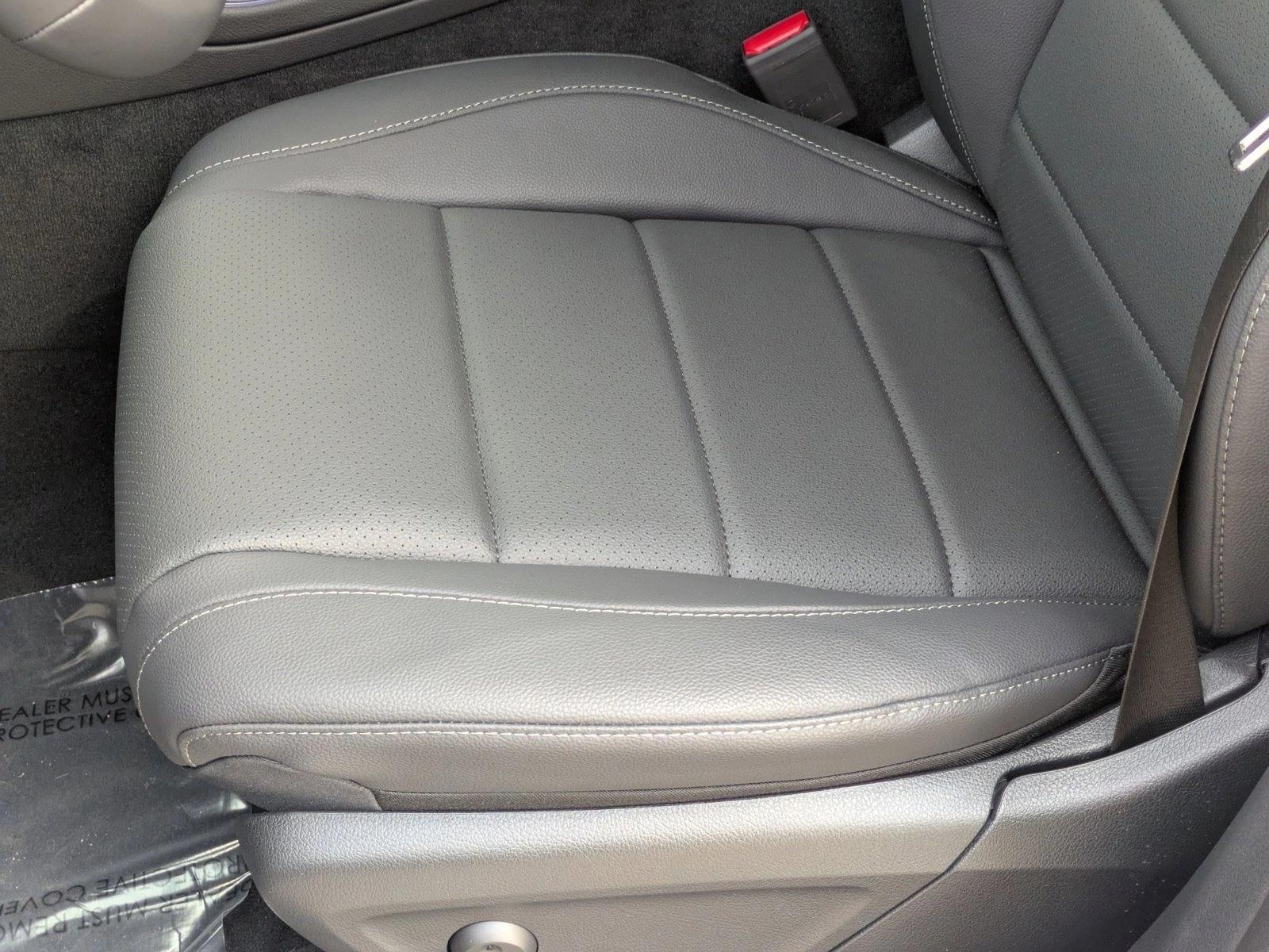 2025 Mercedes Benz GLE 350 4MATIC photo 2
