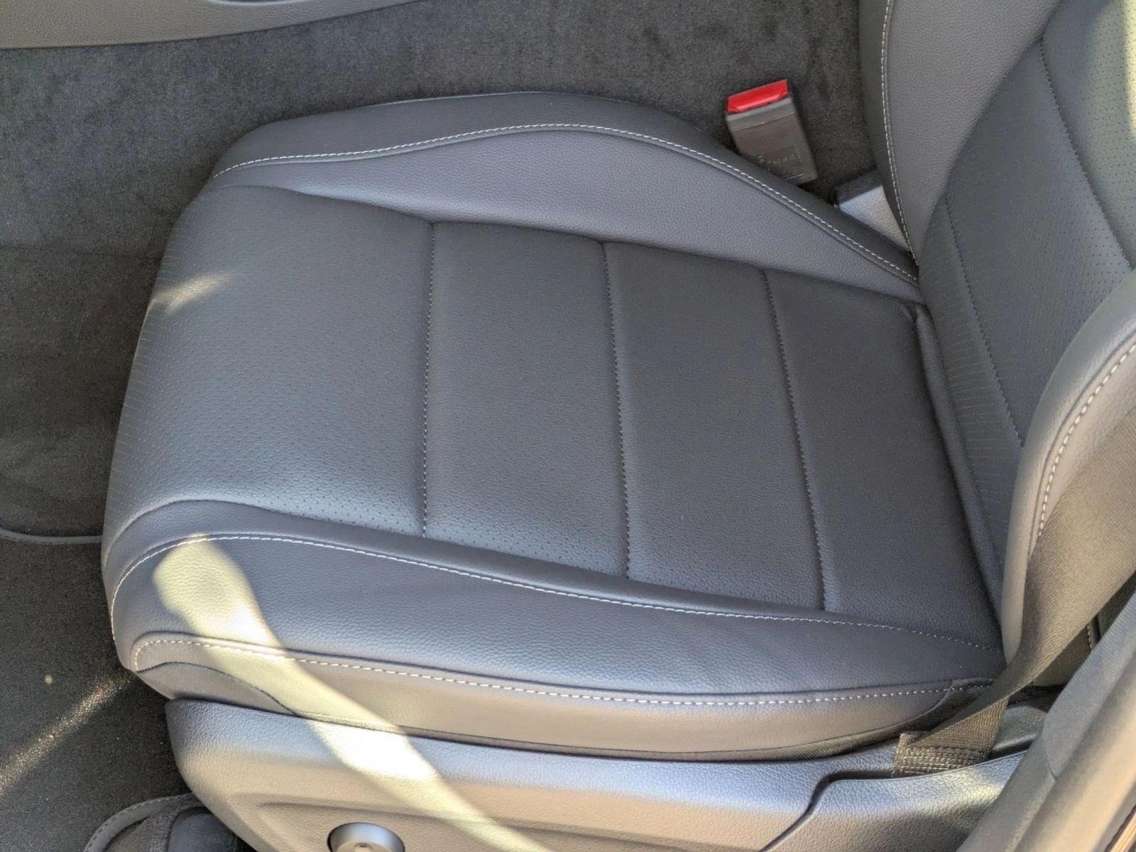 2026 Mercedes Benz GLE 350 4MATIC photo 2