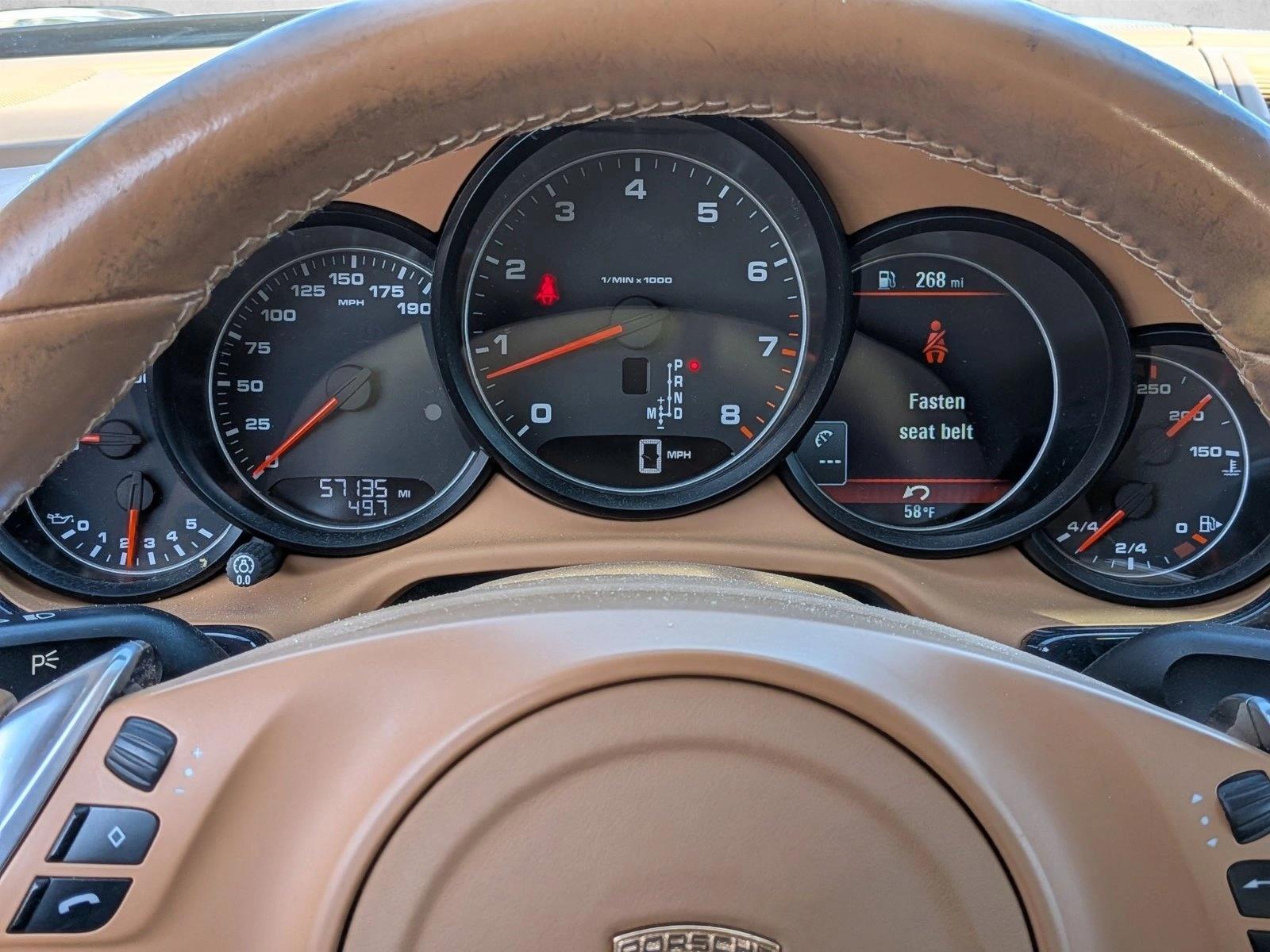 2015 Porsche Panamera Base photo 3