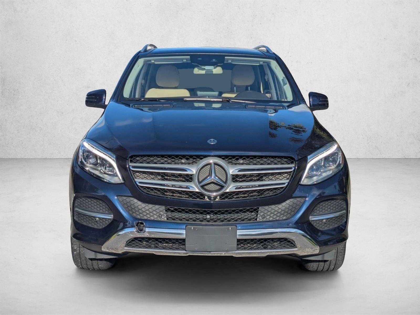 2018 Mercedes Benz GLE 4MATIC photo 2