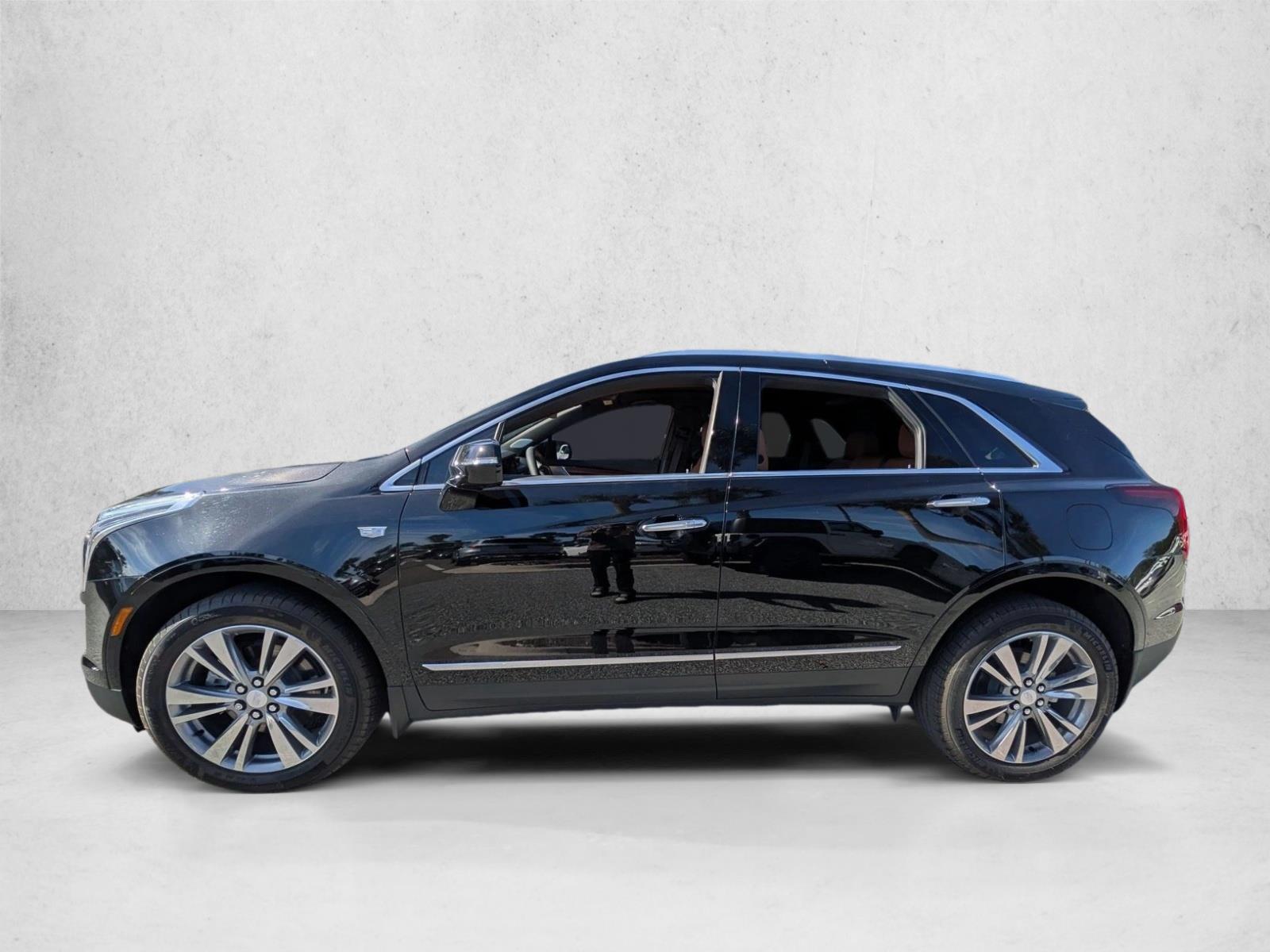 2024 Cadillac XT5 Premium Luxury photo 2