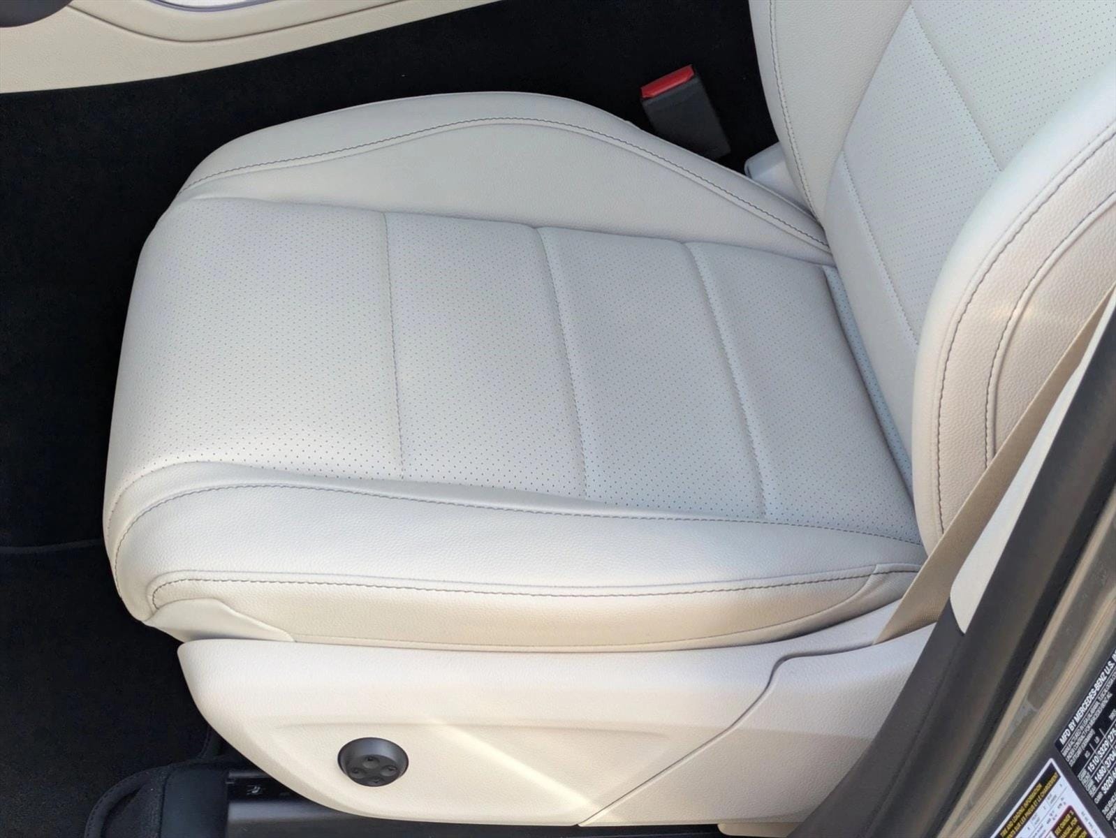 2026 Mercedes Benz GLE 450 4MATIC photo 4