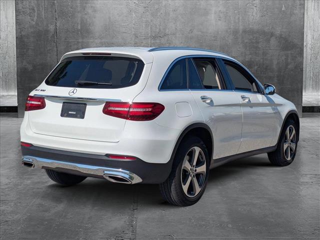 2019 Mercedes Benz GLC 300 photo 3