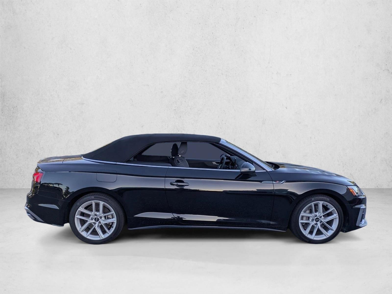 2023 Audi A5 45 S line Premium Cabriolet photo 4