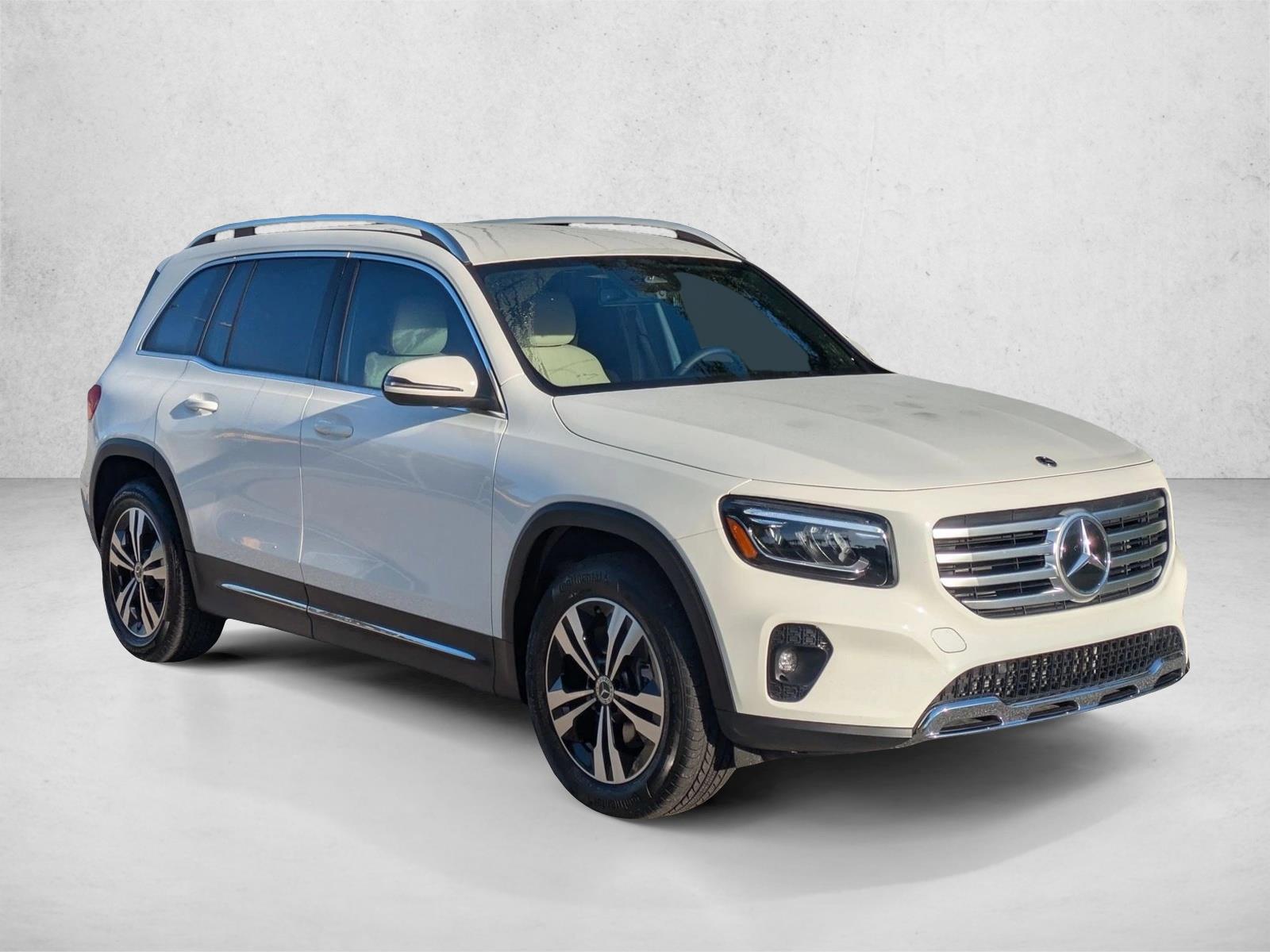 2025 Mercedes Benz GLB 250 4MATIC photo 2