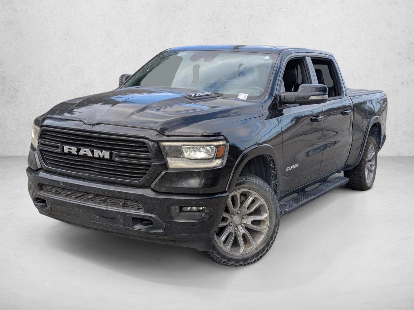 2022 RAM 1500 Laramie 4x4 Crew Cab 6'4's photo