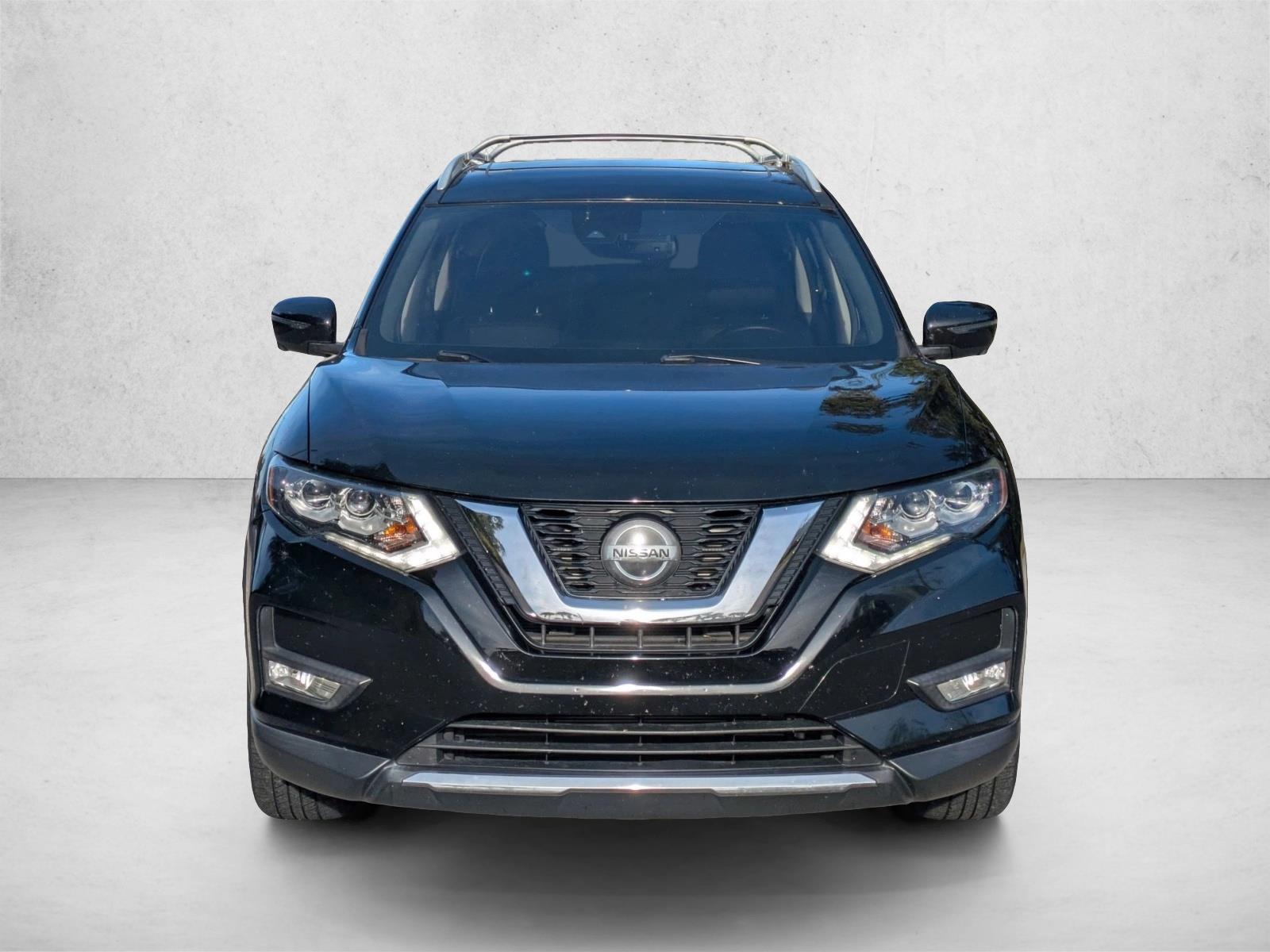 2019 Nissan Rogue SL photo 2