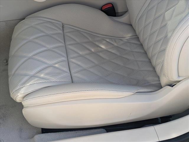 2025 Mercedes Benz AMG GT photo 4