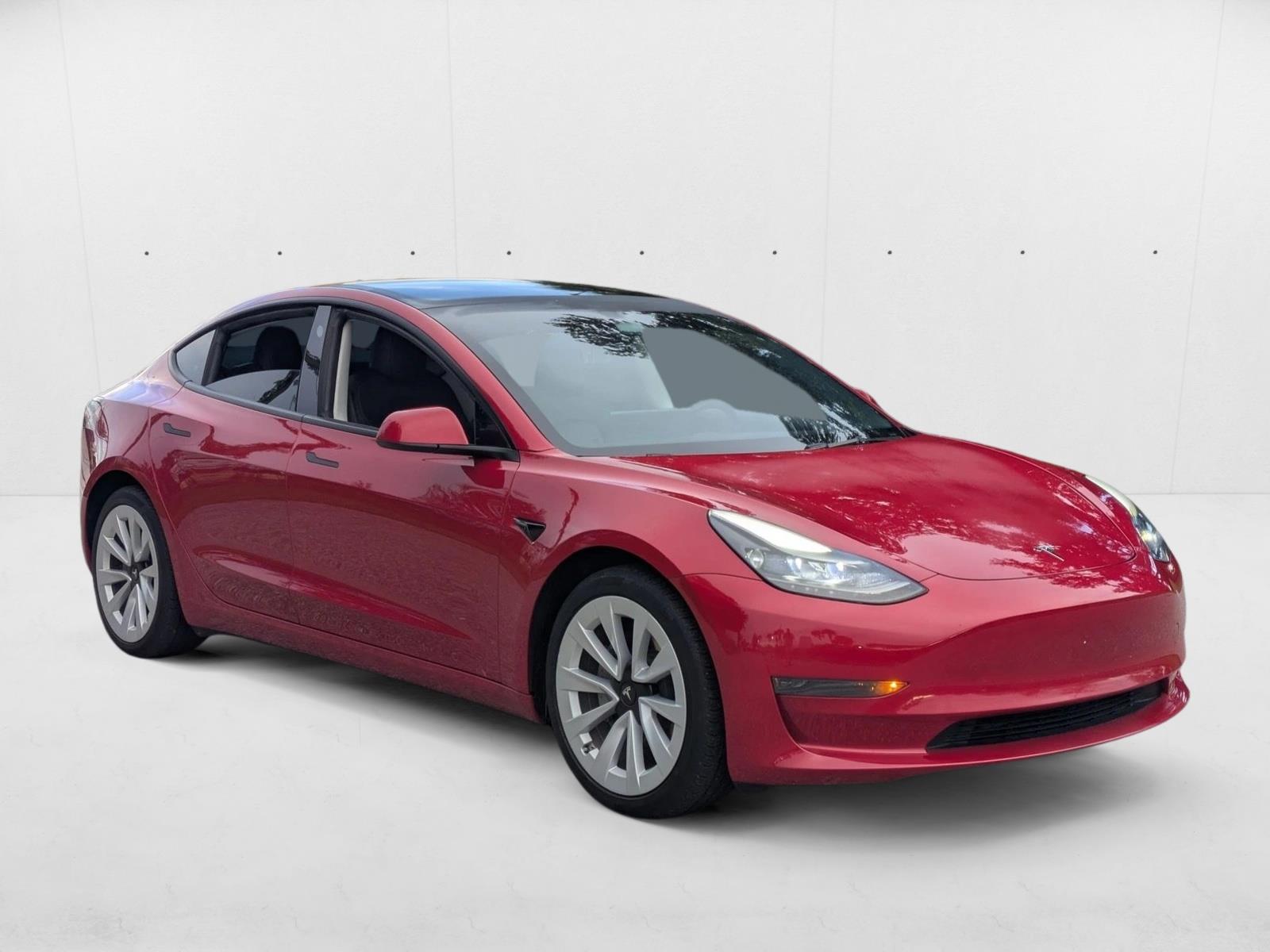 2023 Tesla Model 3 photo 3