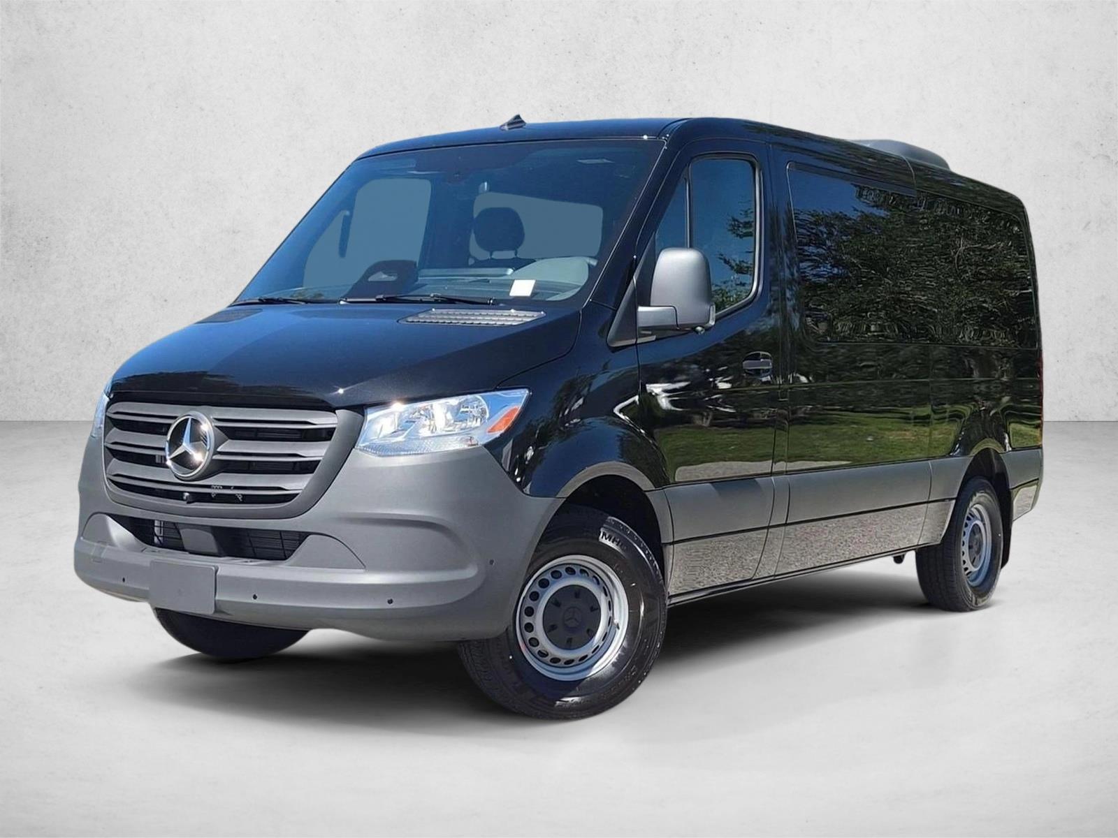 2027 Mercedes-Benz Sprinter 2500 2500 Standard Roof I4 Diesel 144