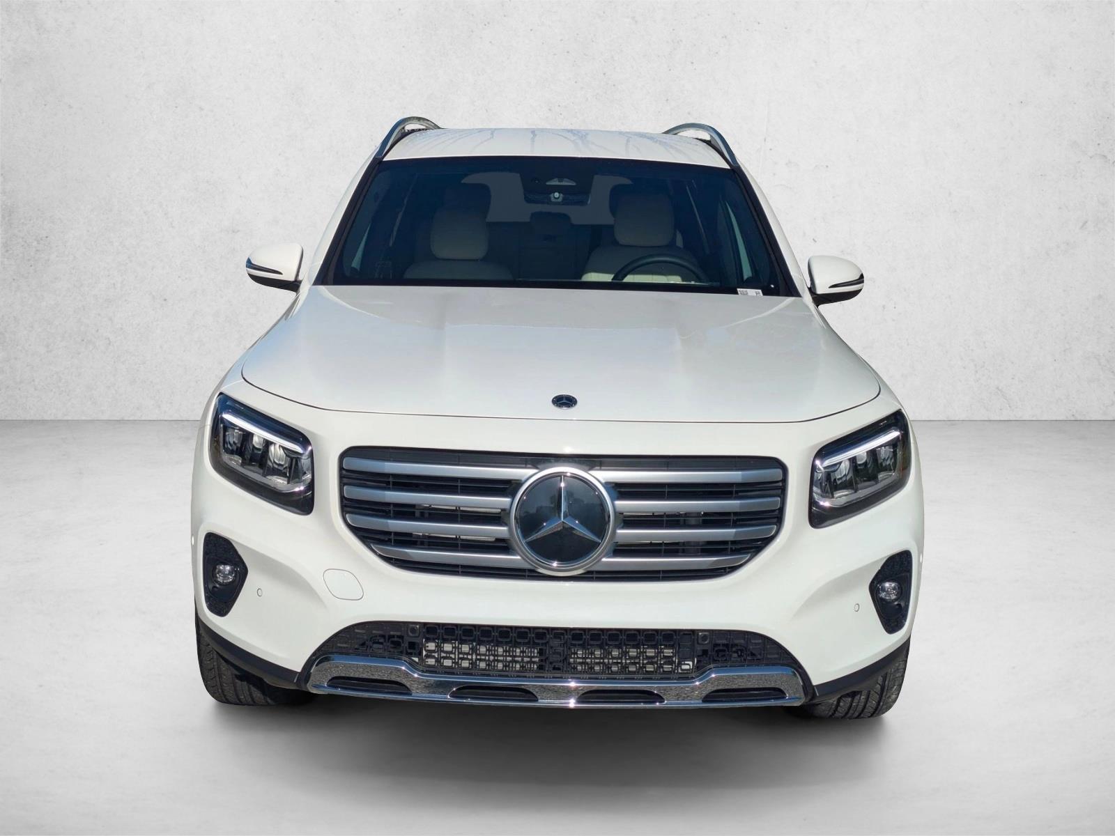 2025 Mercedes Benz GLB 250 photo 2