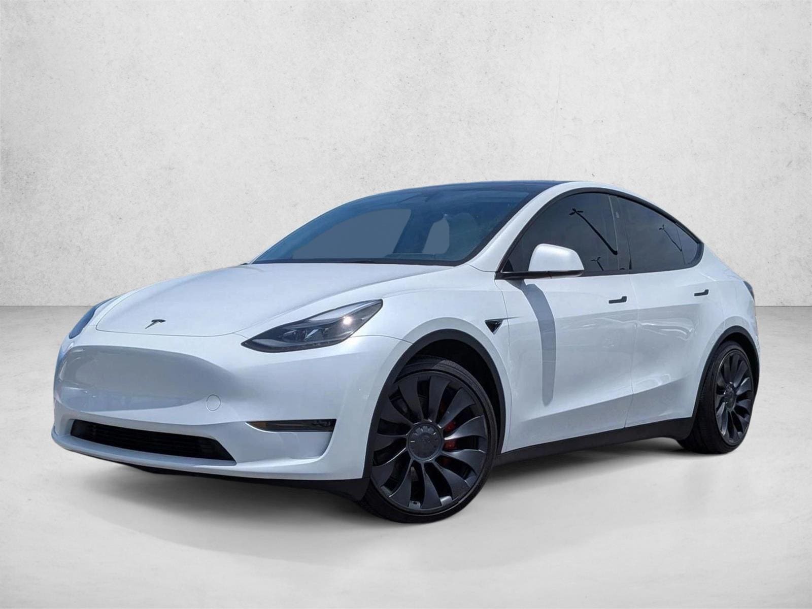 2024 Tesla Model Y Performance Dual Motor All-Wheel Drive's photo