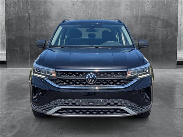 Used 2024 Volkswagen Taos S with VIN 3VV5X7B25RM015467 for sale in Sarasota, FL