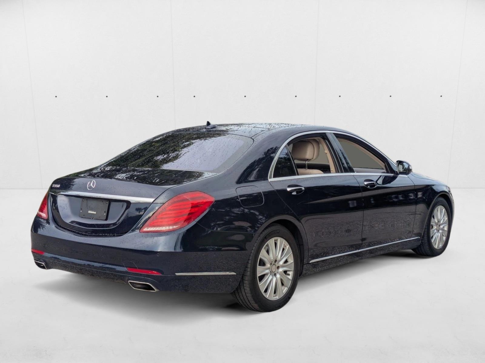 2015 Mercedes Benz S 550 photo 2