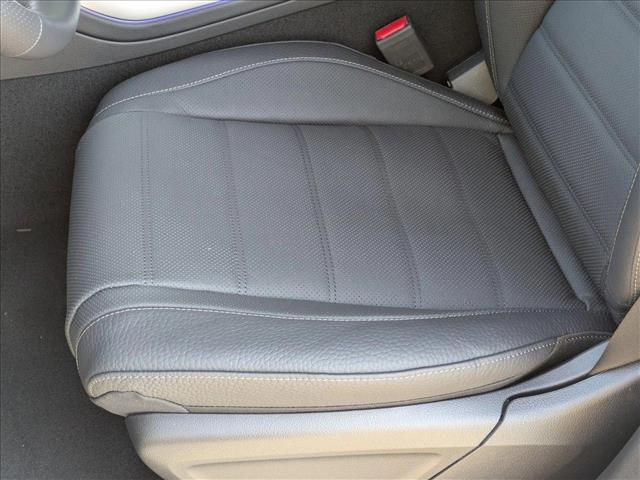 2025 Mercedes Benz GLS 580 4MATIC photo 4