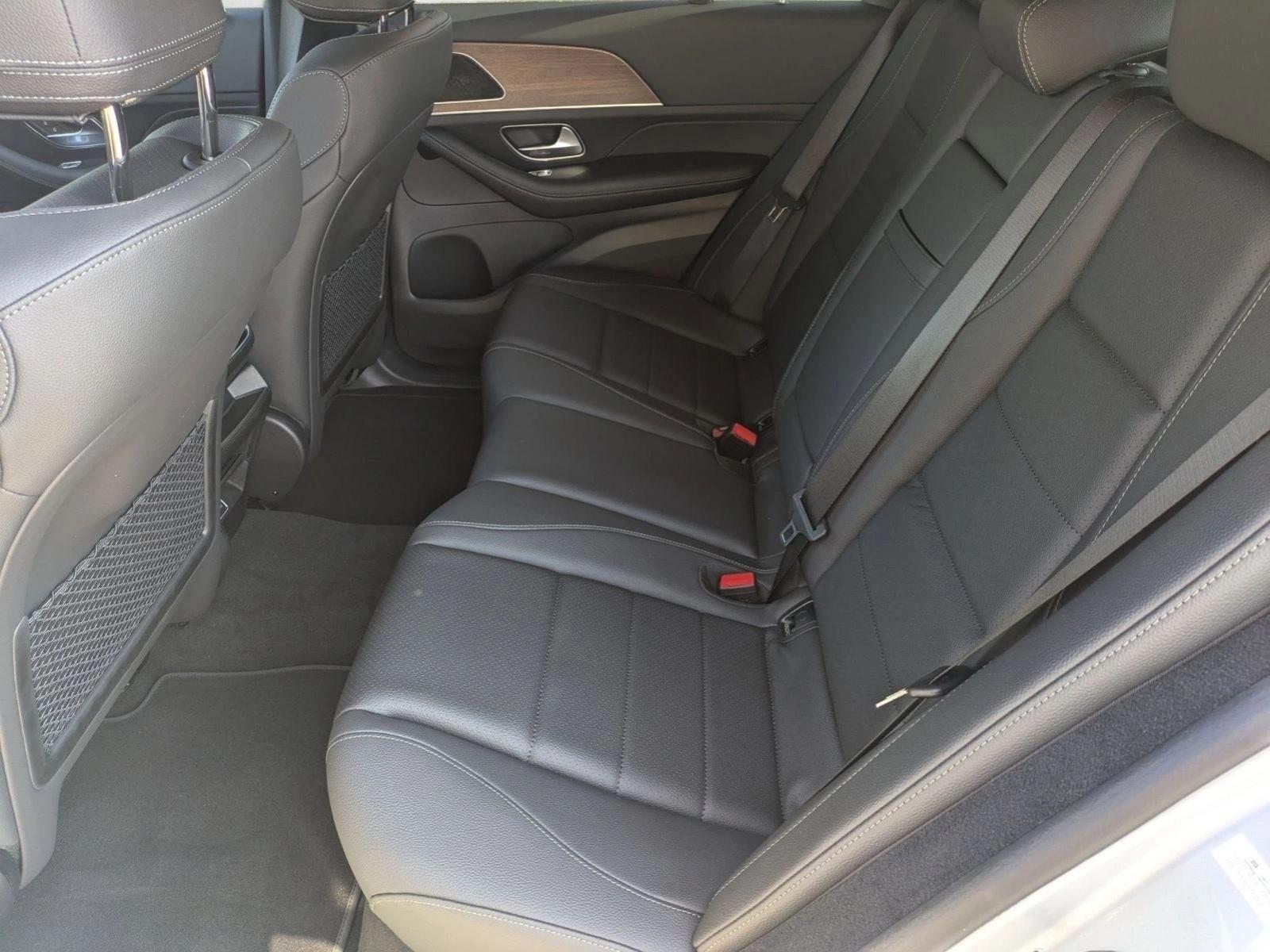 2025 Mercedes-Benz GLE GLE450 - Photo 16