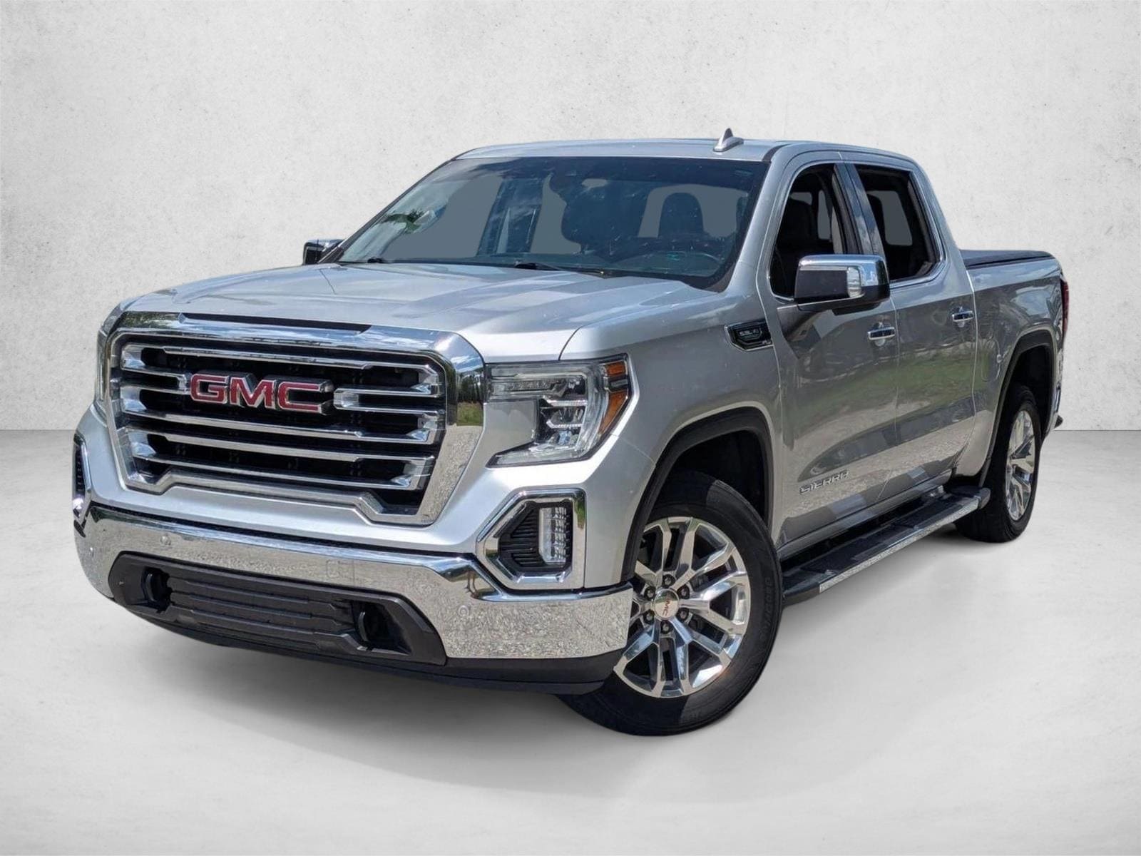 2019 GMC Sierra 2WD Crew Cab Short Box SLT's photo