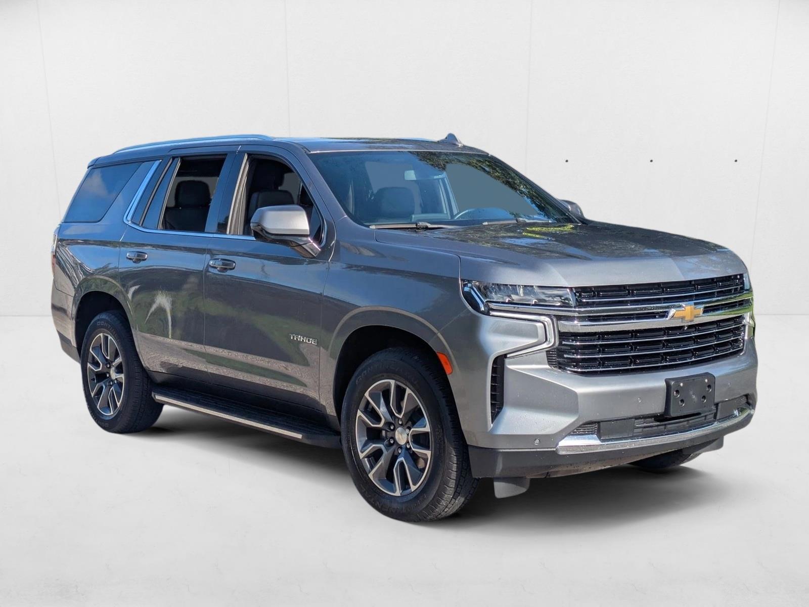 2022 Chevrolet Tahoe LT photo 3