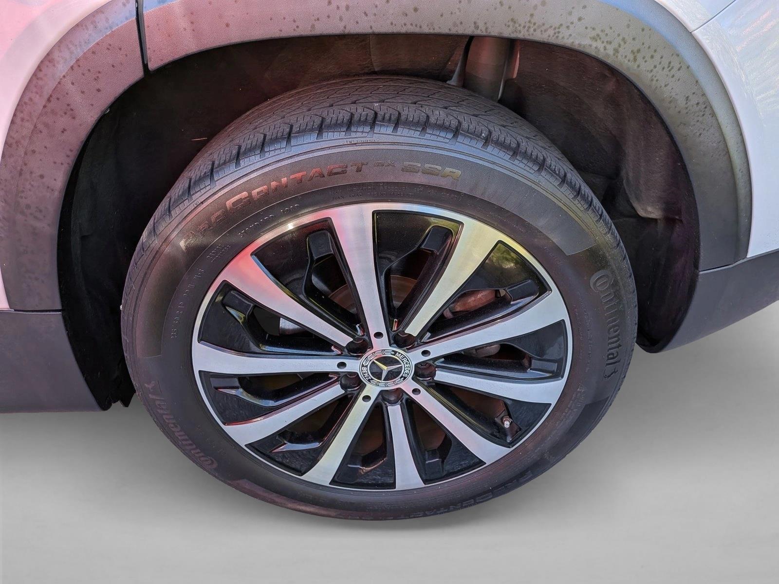 2022 Mercedes Benz GLB 250 photo 3